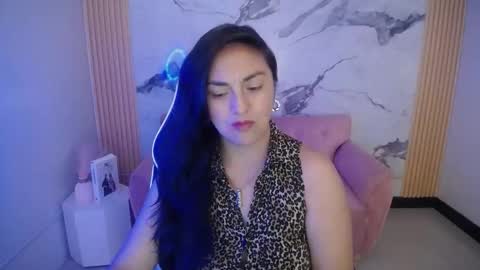 Snapshot of tamara_ch1 chatting on 11/20/25, 03:18 tamara_ch1 online show from 11/20/25, 03:18