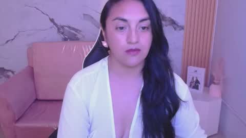 Snapshot of tamara_ch1 chatting on 12/14/25, 03:56 tamara_ch1 online show from 12/14/25, 03:56