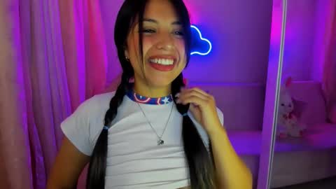 Snapshot of tamara_marquez chatting on 01/16/26, 06:17 SOFIA online show from 01/16/26, 06:17