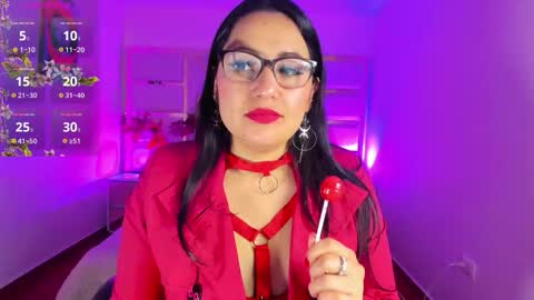 Snapshot of tamara_rouse1 chatting on 09/26/25, 04:49 tamara online show from 09/26/25, 04:49