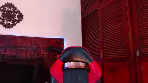    online show from 01/09/25, 10:09