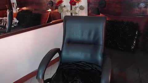    online show from 03/12/25, 07:38