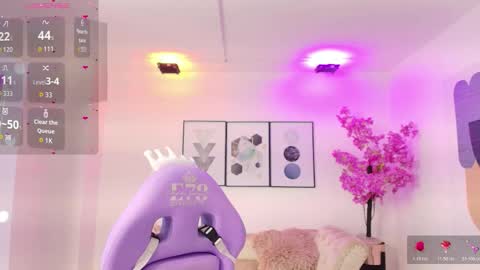 Tamara online show from 12/14/25, 03:45