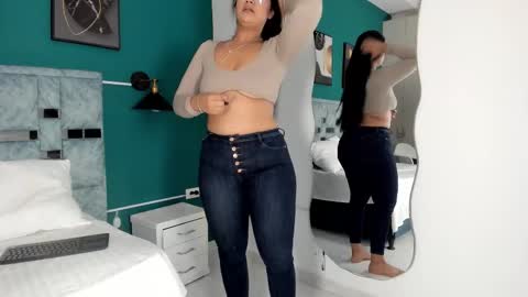 tamaraa online show from 12/19/25, 12:12