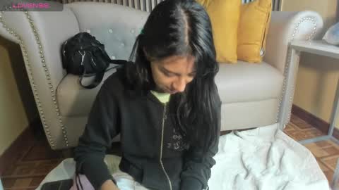 Snapshot of tamaraakins chatting on 02/08/25, 01:22 Tamy online show from 02/08/25, 01:22