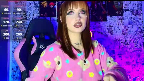 Snapshot of tamaracampell chatting on 12/15/25, 06:28 Cami 3 online show from 12/15/25, 06:28