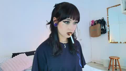 Cami 3 online show from 04/29/26, 11:58