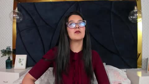 Tamara online show from 11/25/25, 02:44