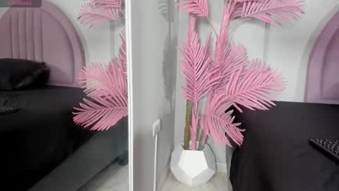 tamaramilleer online show from 02/16/26, 04:30