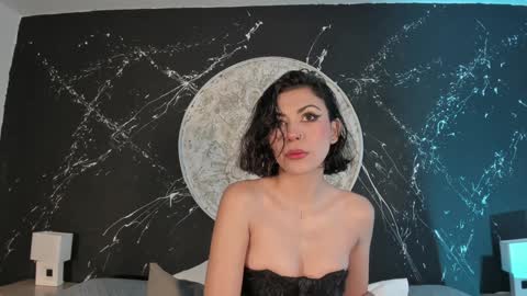 Snapshot of tamarathompsonn chatting on 12/09/24, 06:45 Tamara. online show from 12/09/24, 06:45