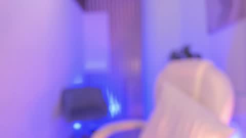 Snapshot of tamarathompsonn chatting on 02/26/25, 06:00 Tamara. online show from 02/26/25, 06:00