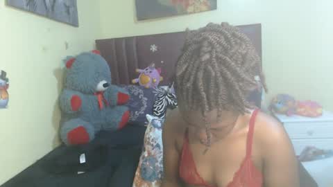 Snapshot of tamela_1 chatting on 09/15/25, 03:17 tamela online show from 09/15/25, 03:17