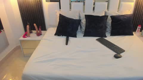 Snapshot of tamhy_ferrara chatting on 12/21/24, 08:21 Tamhy online show from 12/21/24, 08:21