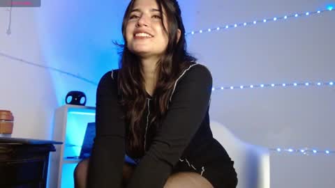 Snapshot of tami_ramirez__ chatting on 12/21/24, 10:08 Tami online show from 12/21/24, 10:08