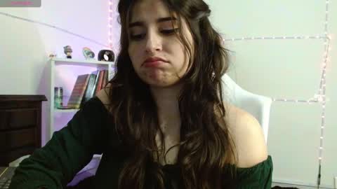 Snapshot of tami_ramirez__ chatting on 02/21/25, 10:37 Tami online show from 02/21/25, 10:37