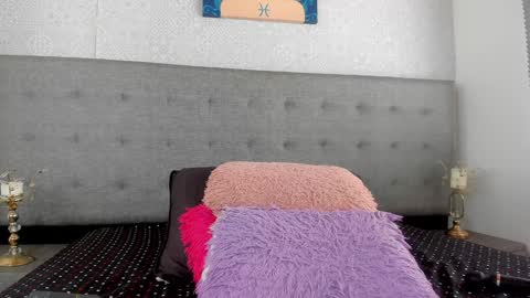 Tamy Vega online show from 01/15/25, 05:37