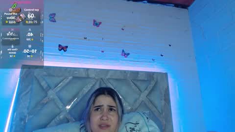 Snapshot of tami_vega chatting on 12/22/25, 01:52 Tamy Vega online show from 12/22/25, 01:52