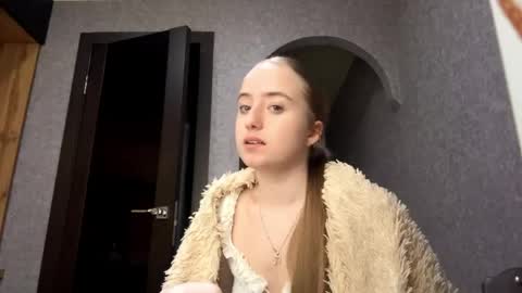 Karina online show from 04/30/26, 02:23