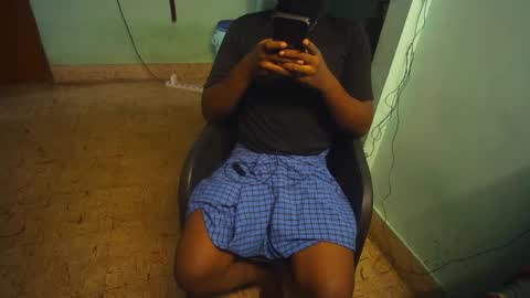 Snapshot of tamil_nadu chatting on 10/12/25, 05:01 tamil_nadu online show from 10/12/25, 05:01