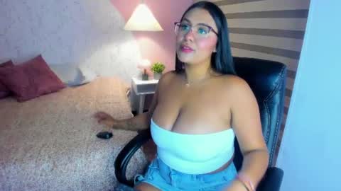 Tammara  online show from 06/10/26, 12:04