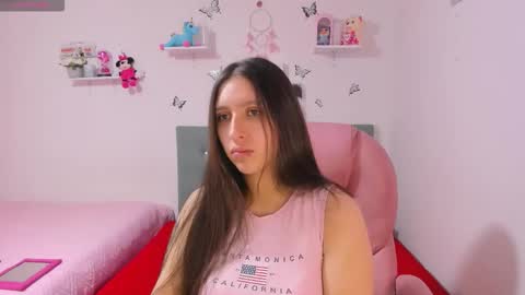 Snapshot of tammy_moon09_ chatting on 01/12/26, 06:57 Tammy3 online show from 01/12/26, 06:57