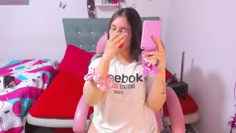 Snapshot of tammy_moon09_ chatting on 02/15/26, 02:52 Tammy3 online show from 02/15/26, 02:52