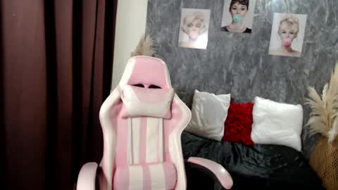 Snapshot of tammycooperr_ chatting on 02/21/25, 10:17 tammycooperr online show from 02/21/25, 10:17