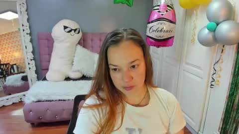 Tammara  online show from 10/06/25, 02:20