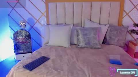 Snapshot of tamy_honey chatting on 10/30/25, 01:40 Tamy online show from 10/30/25, 01:40