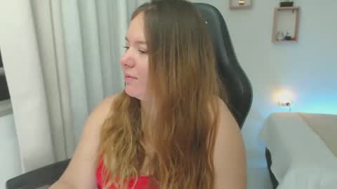 Snapshot of tamy_shine87 chatting on 12/04/24, 06:44 Im Samy online show from 12/04/24, 06:44