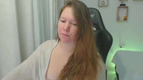 Snapshot of tamy_shine87 chatting on 03/03/25, 05:09 Im Samy online show from 03/03/25, 05:09