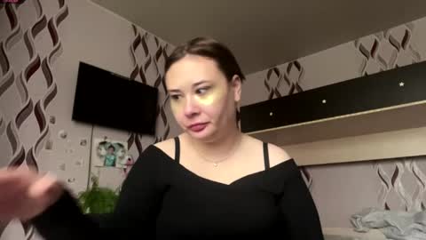 Marry online show from 04/18/26, 05:11