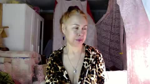 Snapshot of tanganiika chatting on 02/18/26, 12:12 Milena online show from 02/18/26, 12:12
