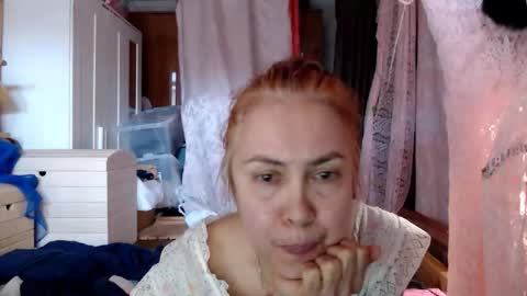 Snapshot of tanganiika chatting on 04/13/26, 05:35 Milena online show from 04/13/26, 05:35
