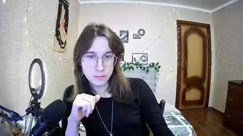 Milena Kuprianova online show from 02/11/25, 10:15