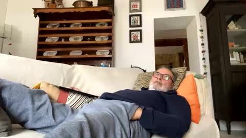 Dominique online show from 01/22/25, 02:24