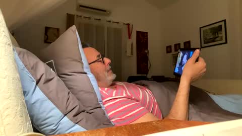 Dominique online show from 02/09/25, 12:06