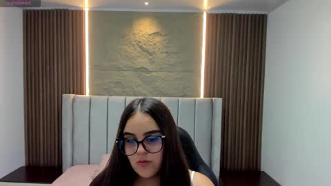 Snapshot of taniaconnor chatting on 02/17/26, 03:36 TANIA online show from 02/17/26, 03:36