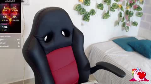 Tania  online show from 01/11/25, 06:54