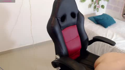 Tania  online show from 01/14/25, 08:37