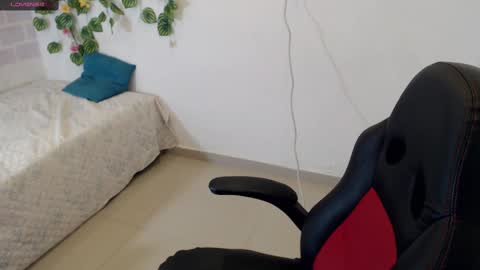 Tania  online show from 03/08/25, 05:22