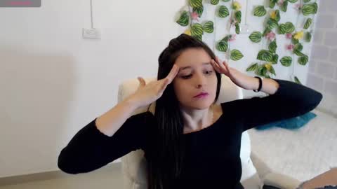 Tania  online show from 10/01/25, 02:56