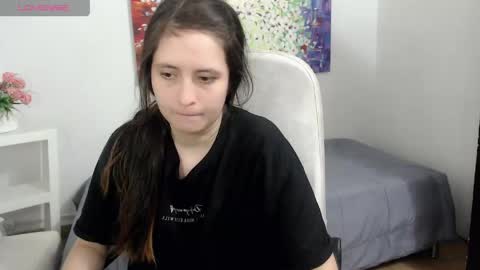 Snapshot of taniadevil_69 chatting on 05/12/26, 07:00 Tania online show from 05/12/26, 07:00
