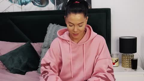 Snapshot of taniyagrey chatting on 12/04/24, 10:35 tanyaGrey online show from 12/04/24, 10:35