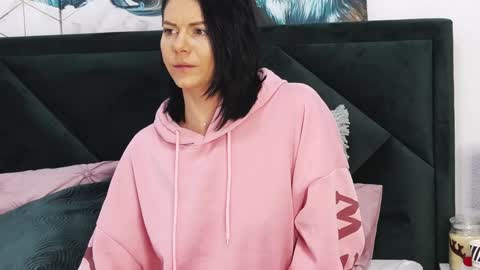 Snapshot of taniyagrey chatting on 01/09/25, 07:31 tanyaGrey online show from 01/09/25, 07:31