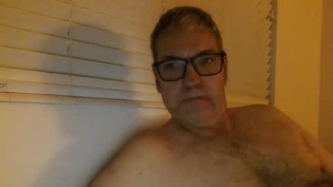 Snapshot of tankguy73 chatting on 03/01/25, 04:37 tankguy73 online show from 03/01/25, 04:37