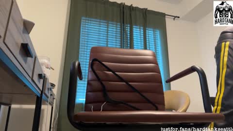 Snapshot of tankguyusa chatting on 01/19/25, 11:21 Tank Guy online show from 01/19/25, 11:21