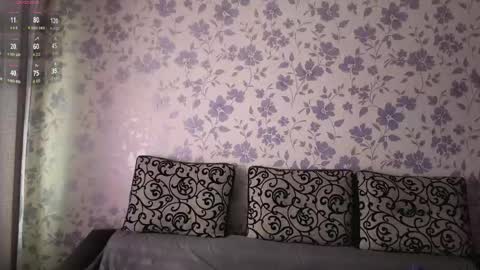 Mia online show from 04/24/26, 02:14