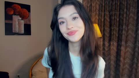 Anna online show from 04/26/26, 08:01