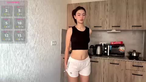 Anna online show from 07/21/26, 12:18
